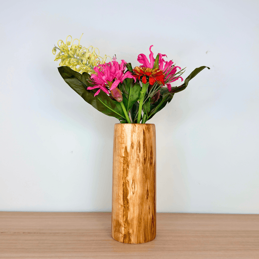 Tasmanian Oak Straight Vase with Teardrop figure